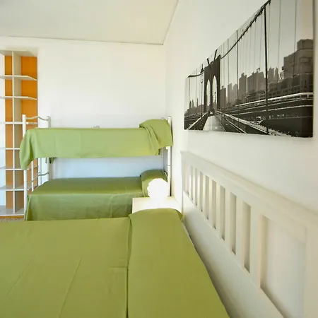 Vittoria Apartment *
