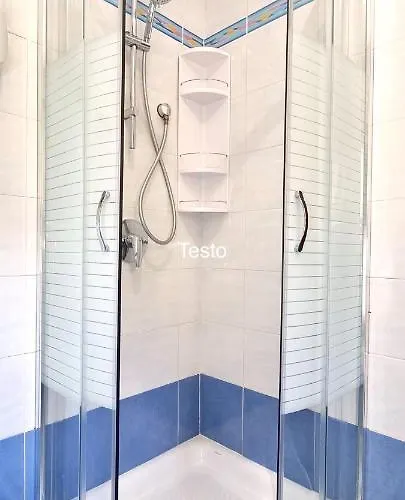 Vittoria Appartement *