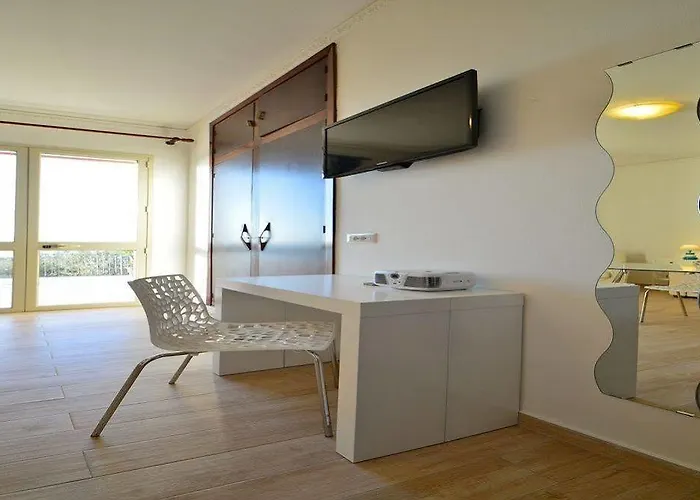 Vittoria Appartement *